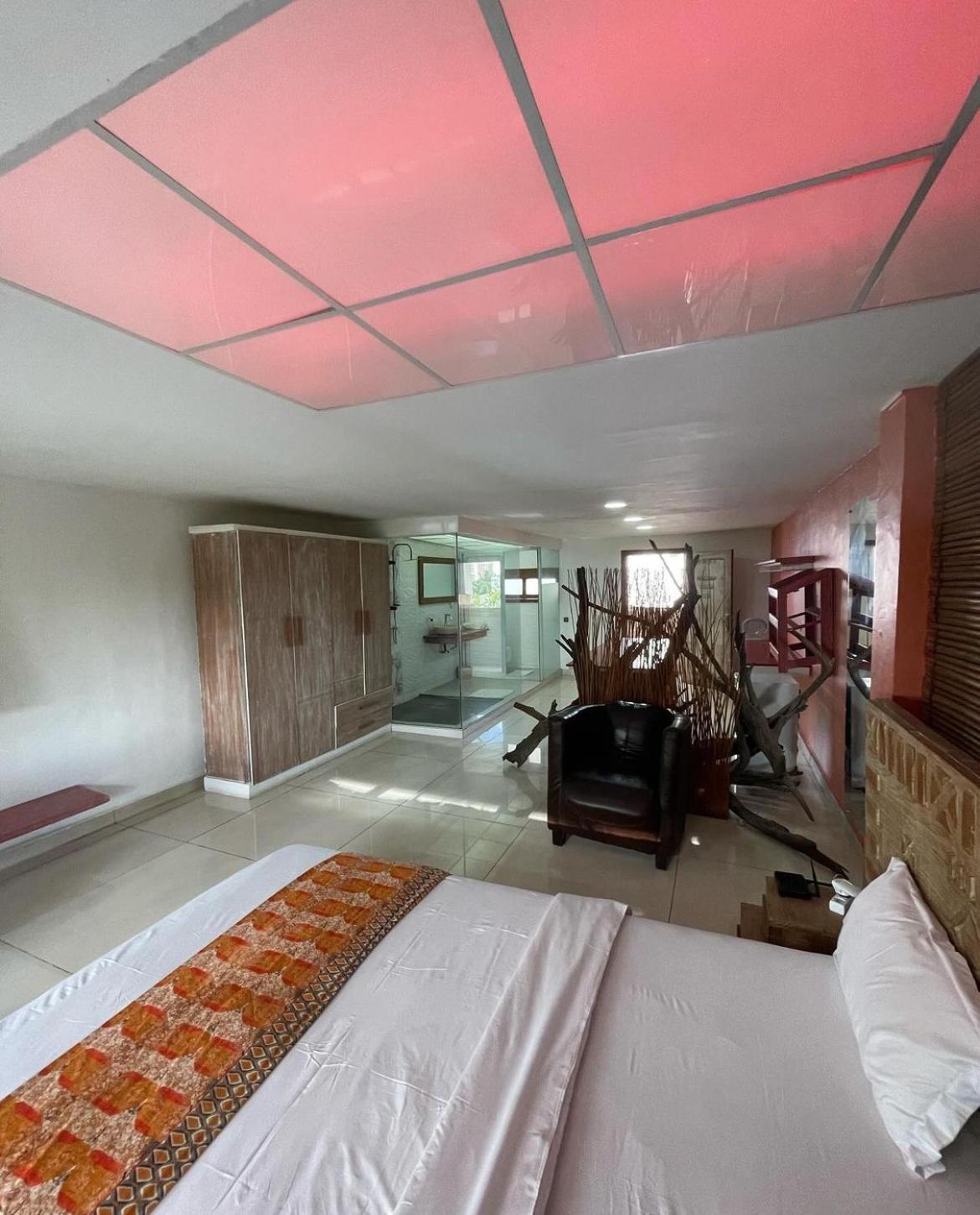 Ecologe Aparthotel Abidjan Bagian luar foto
