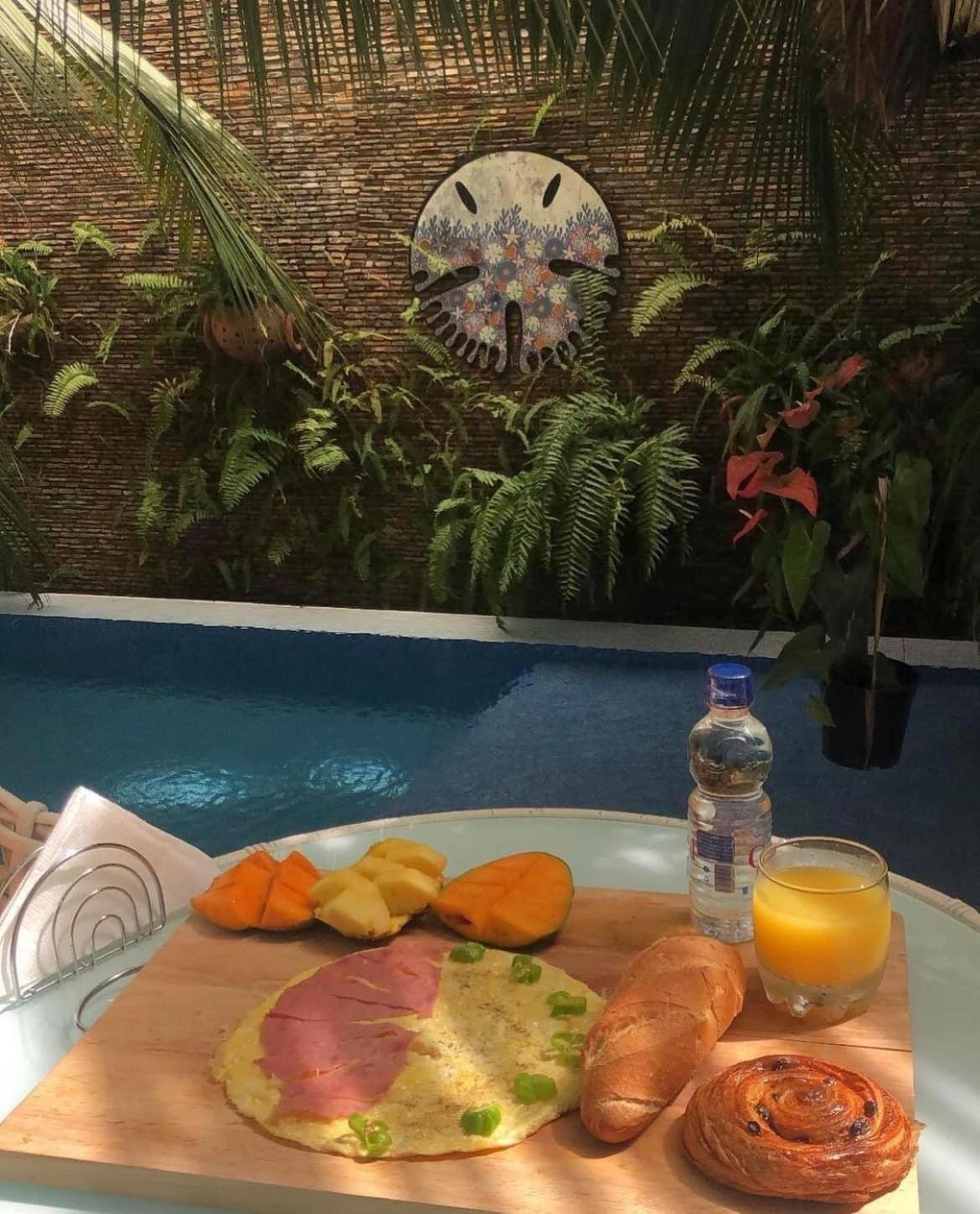 Ecologe Aparthotel Abidjan Bagian luar foto