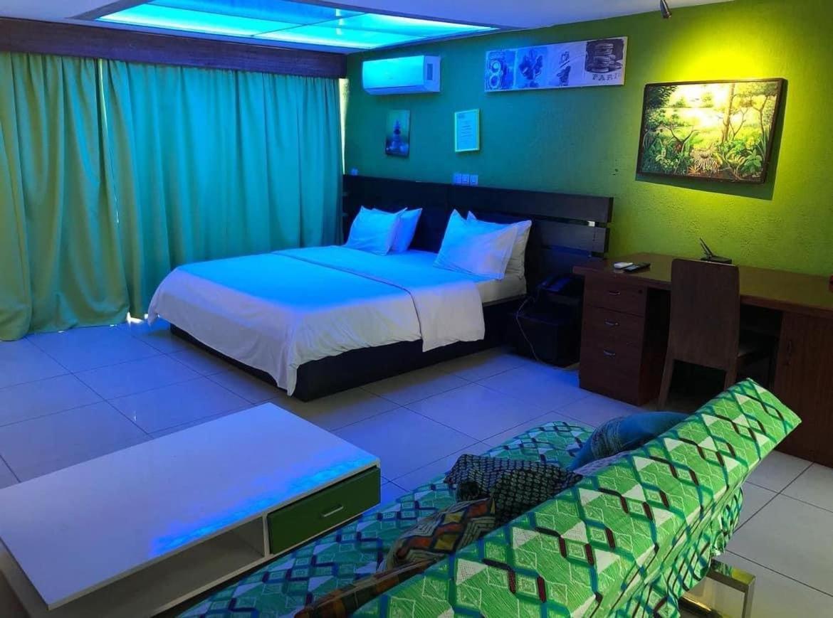 Ecologe Aparthotel Abidjan Bagian luar foto