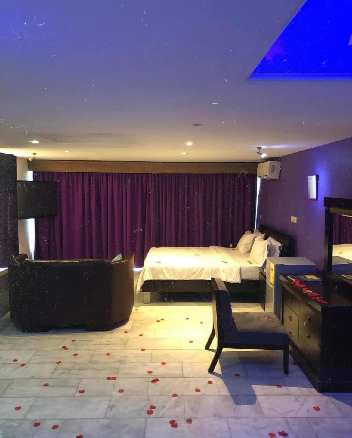 Ecologe Aparthotel Abidjan Bagian luar foto