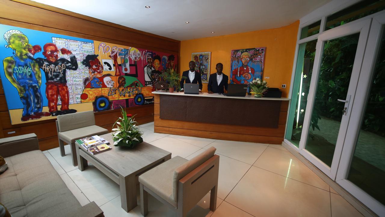 Ecologe Aparthotel Abidjan Bagian luar foto